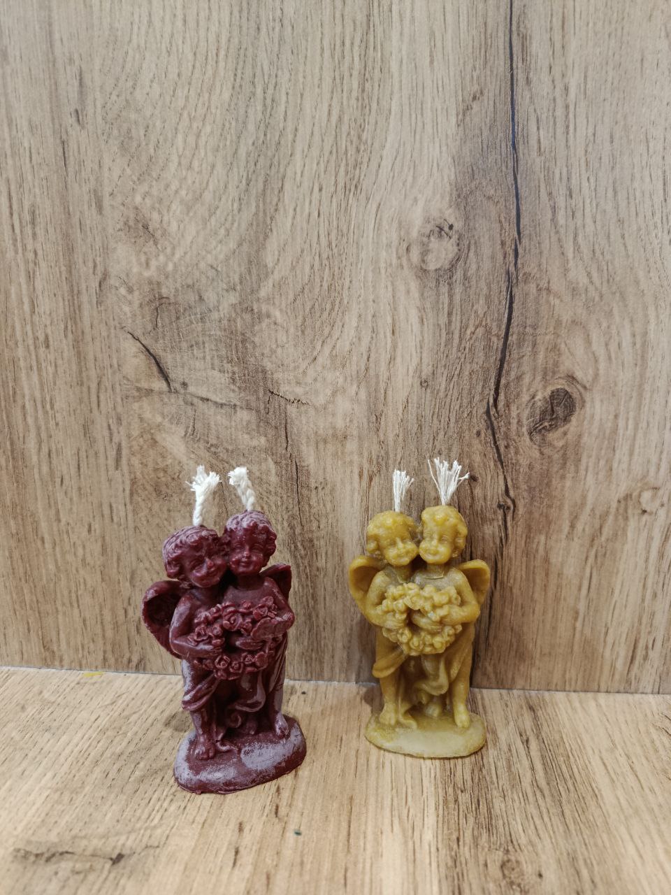 Кольорові воскові свічки - закохані ангели