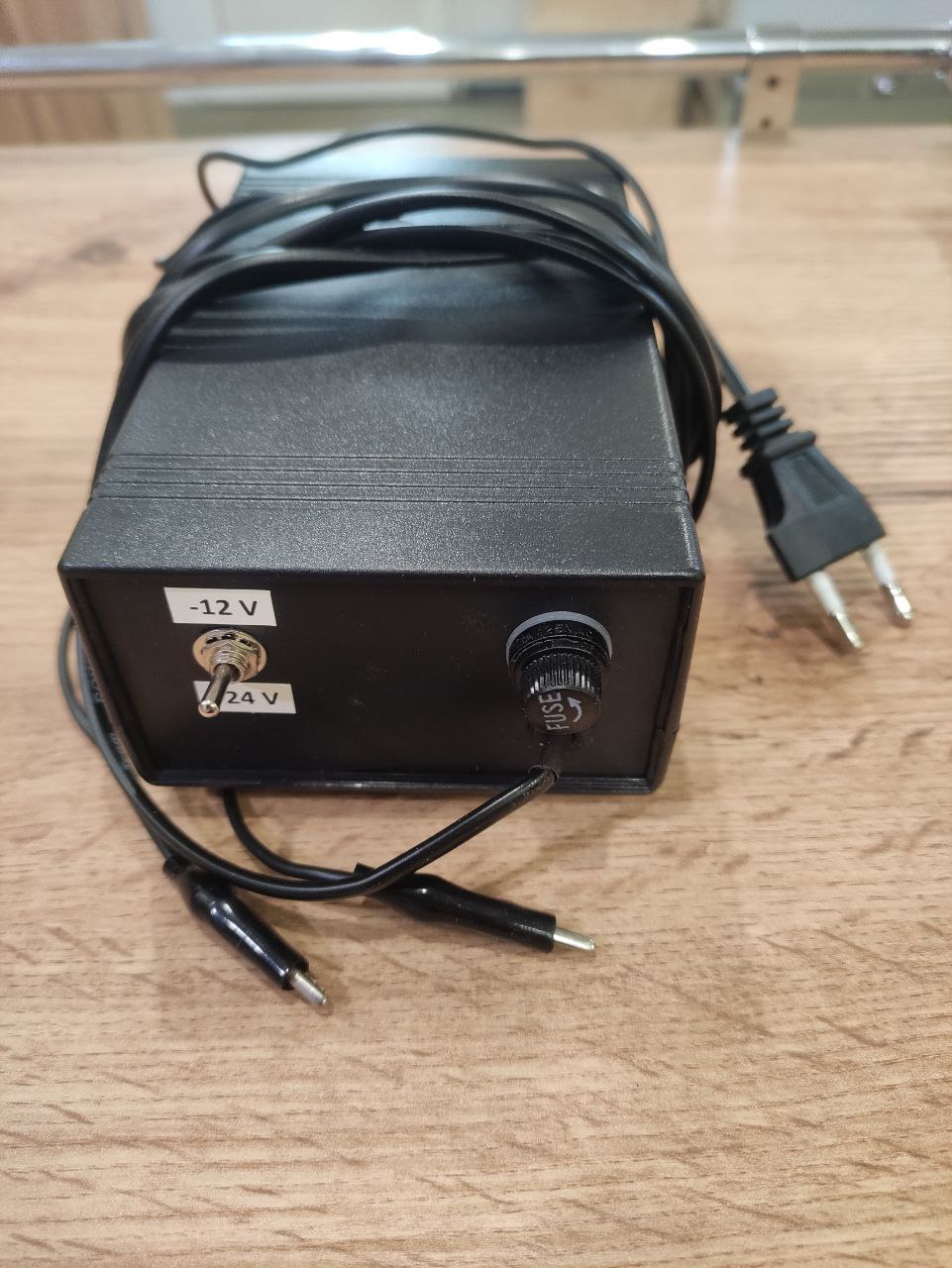 Електронавощувач ЕЕМ-АВВ (з крокодилами)