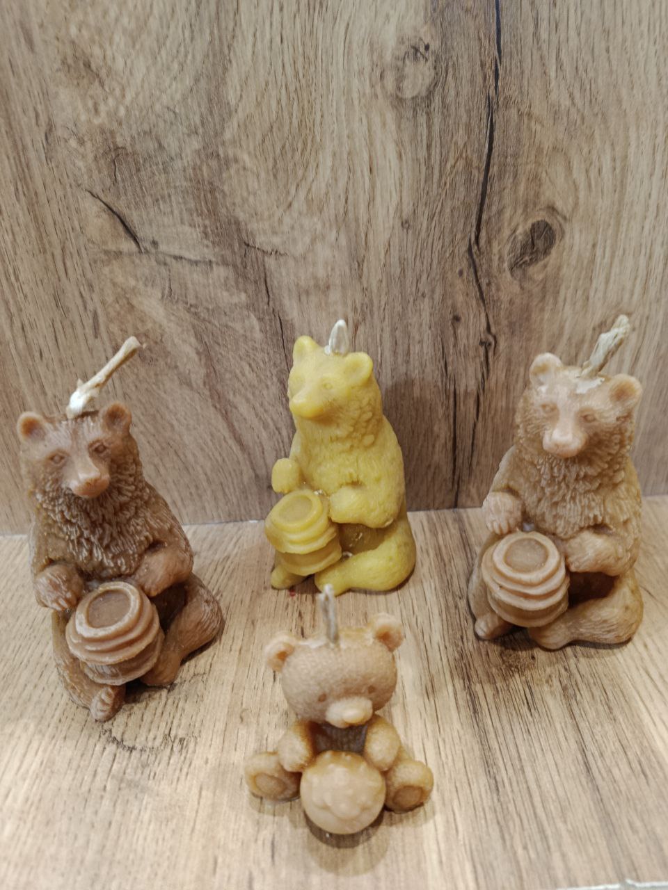 Кольорові воскові свічки - ведмедики